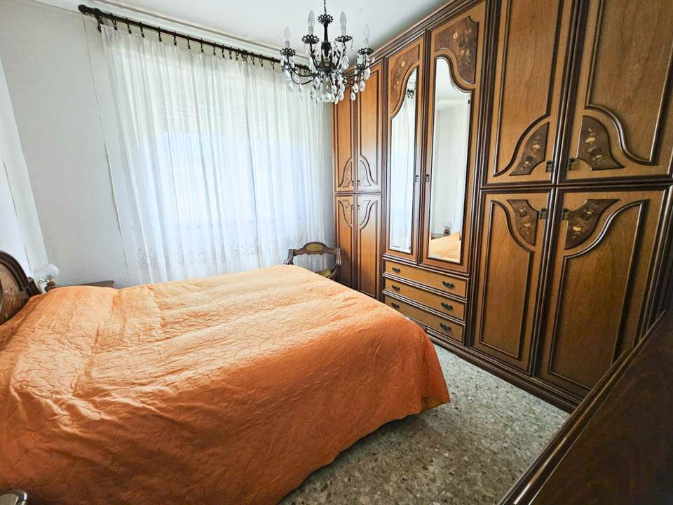 Sanremo, via Galilei, Ampio Trilocale Luminoso con Vista Mare