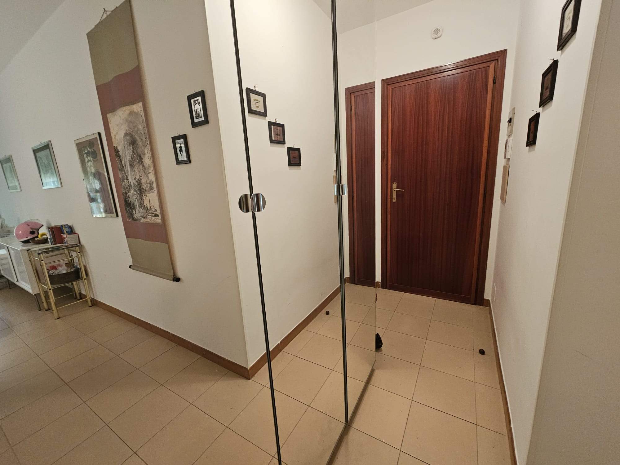 Sanremo, collinare, monolocale con piscina e terrazzo.