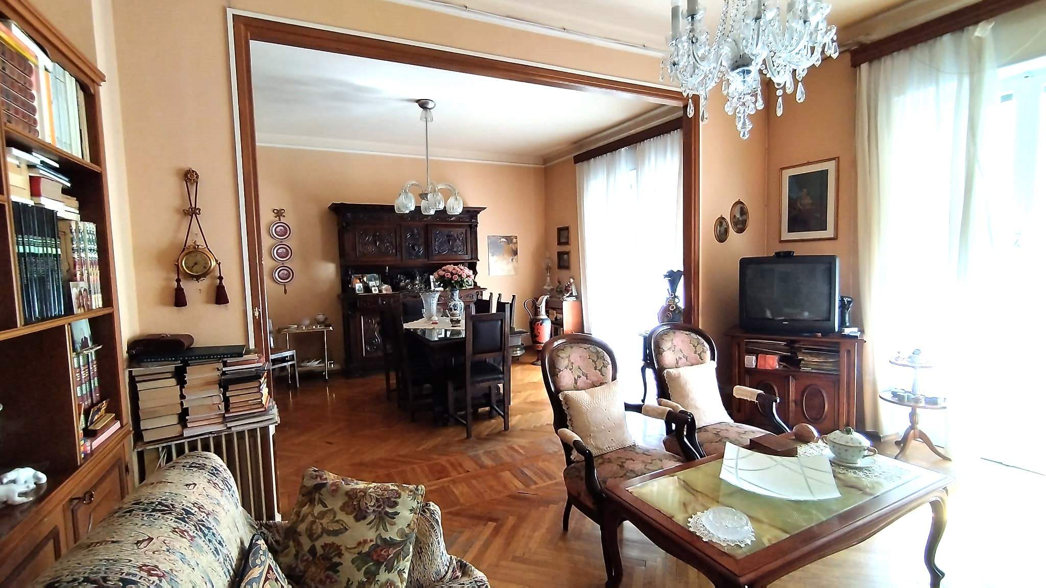 Sanremo, centralissimo, ampio appartamento a pochi passi da Piazza Colombo