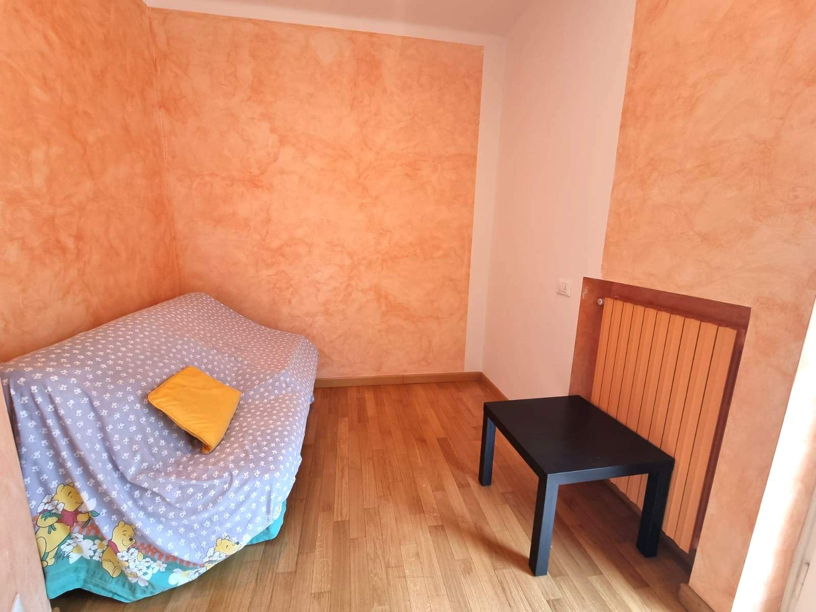 Sanremo, Trilocale ristrutturato con vista mare in zona Foce, via Padre Semeria