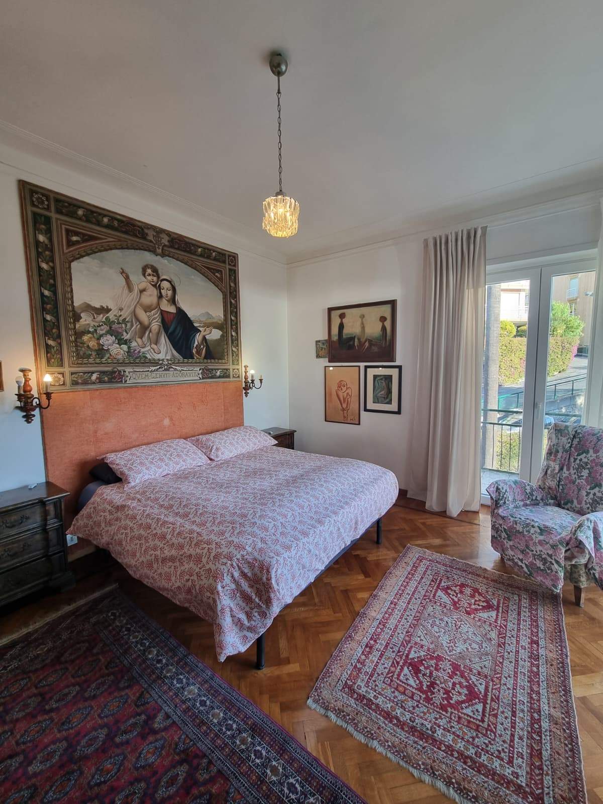 Zona Foce – Villa unifamiliare su 3 livelli con giardino, terrazzo e box auto