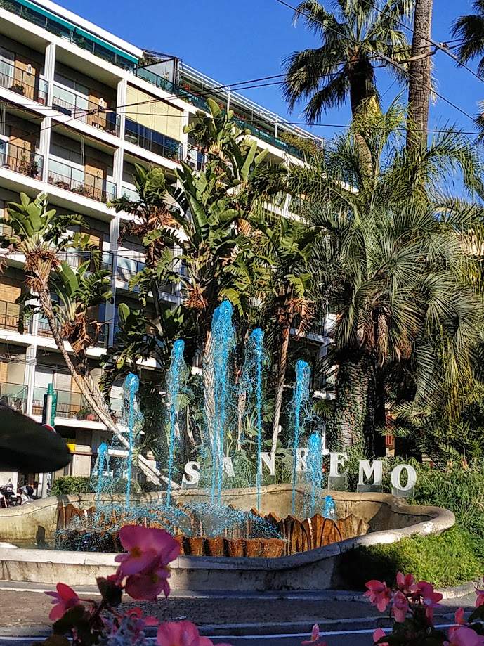 Sanremo, centralissimo, bilocale ristrutturato con terrazza
